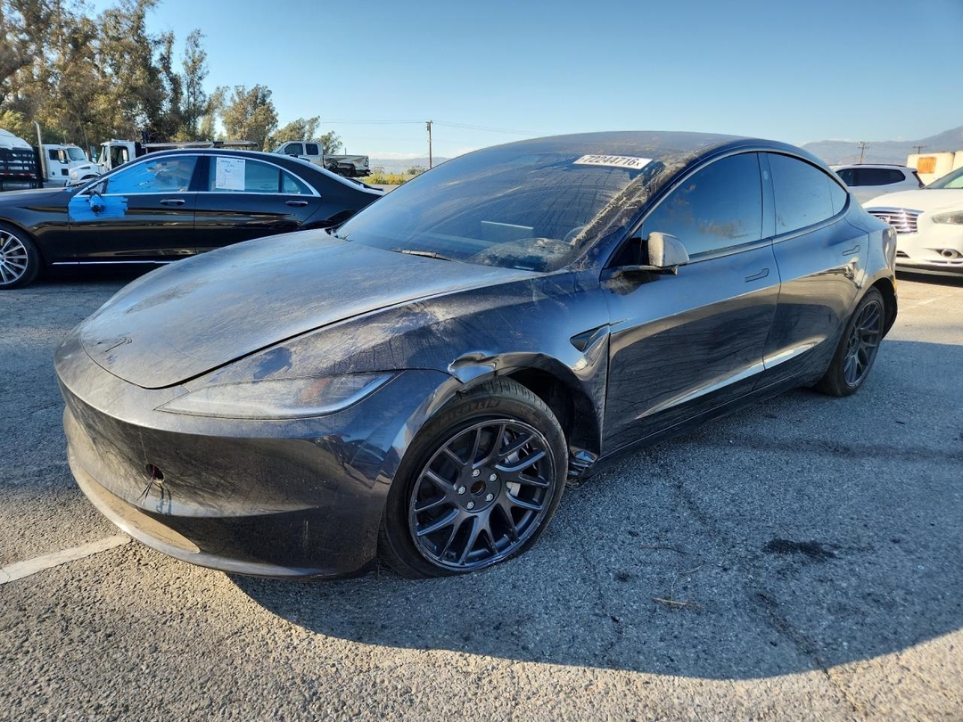 Vedere 2026 TESLA MODEL 3, unghi 1