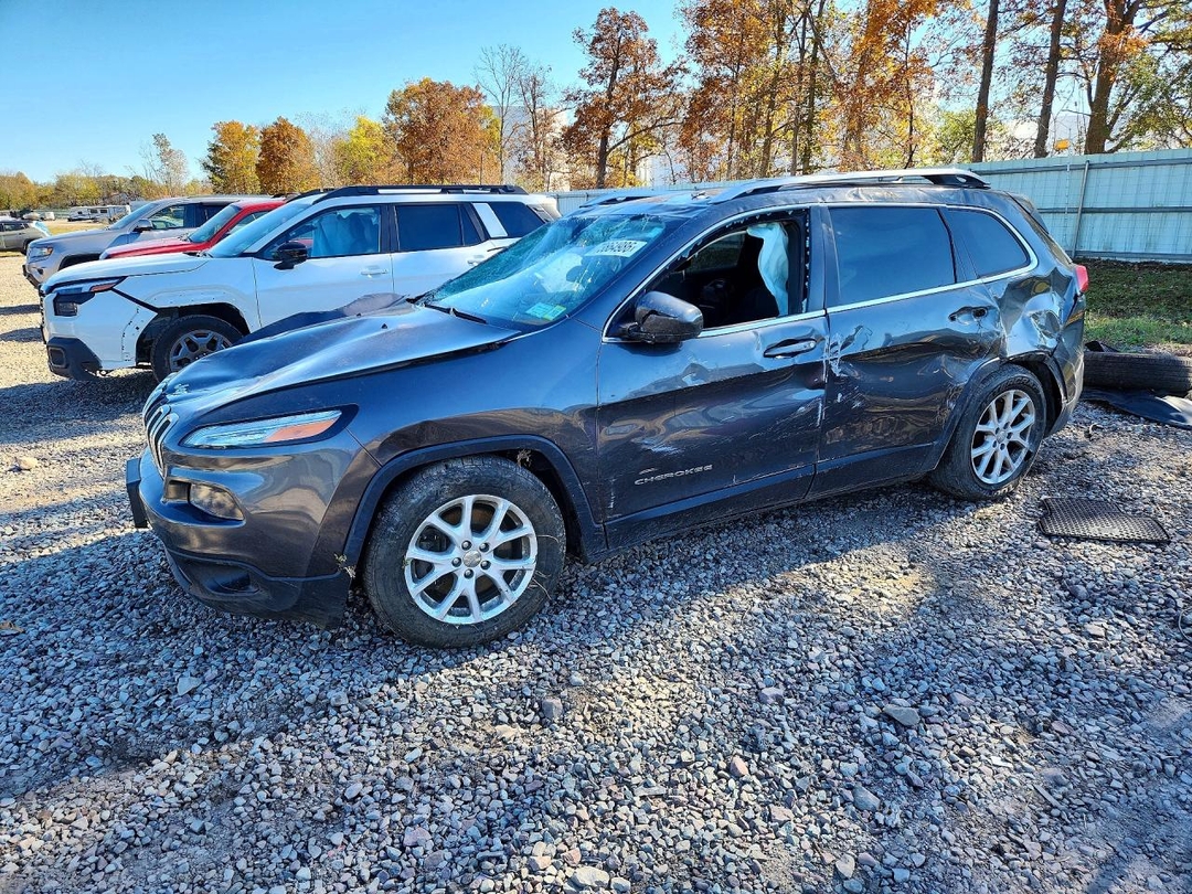 Вид 2015 JEEP CHEROKEE LATITUDE, угол 1