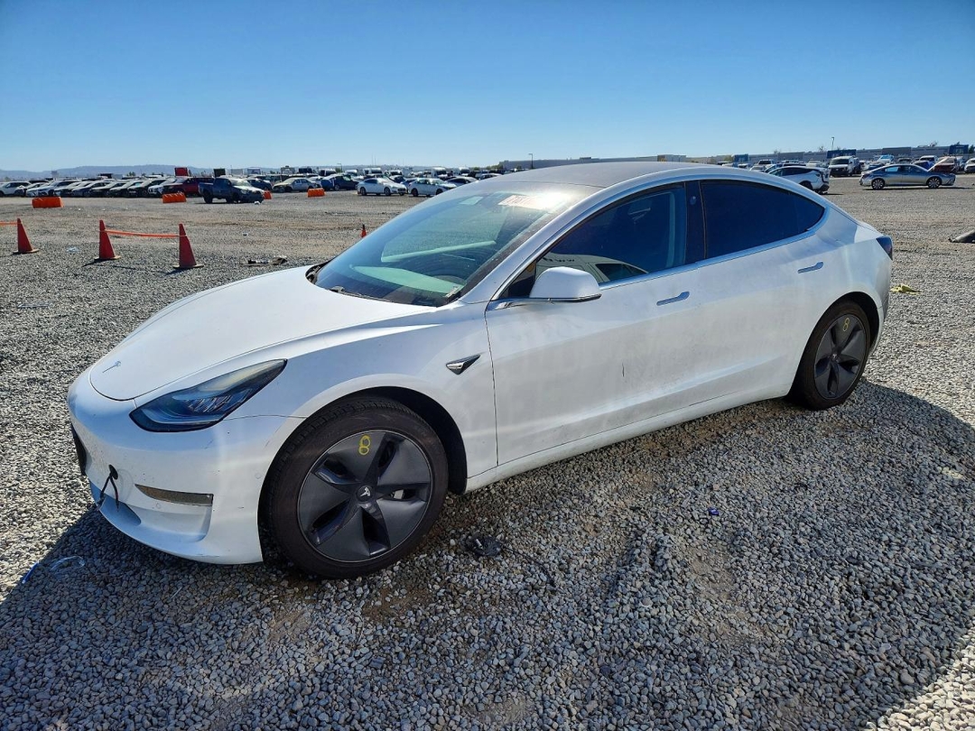Vista de 2019 TESLA MODEL 3, ángulo 1