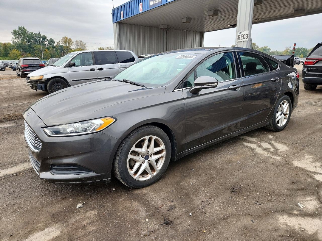 Vista de 2016 FORD FUSION SE, ángulo 1