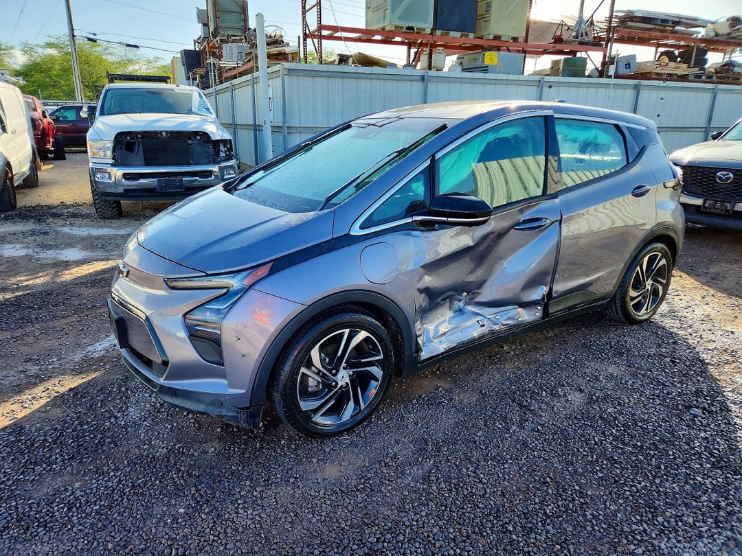 Vista de 2023 CHEVROLET BOLT EV 2LT, ángulo 1