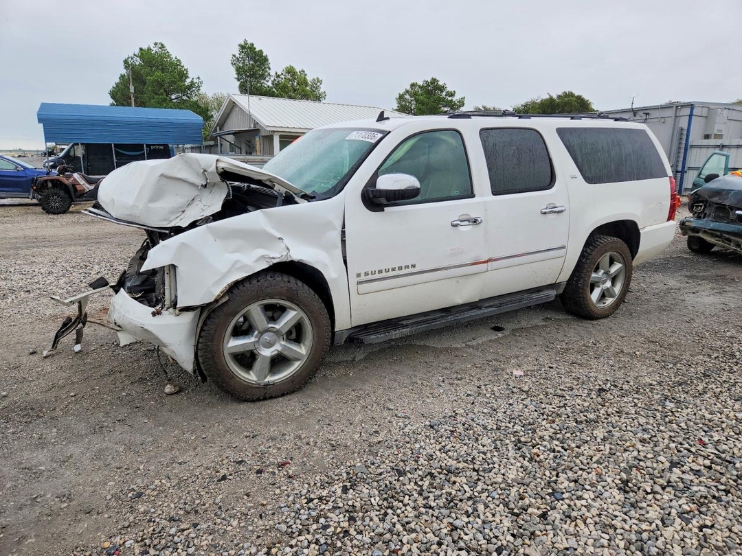 Vista de 2009 CHEVROLET SUBURBAN C1500 LTZ, ángulo 1