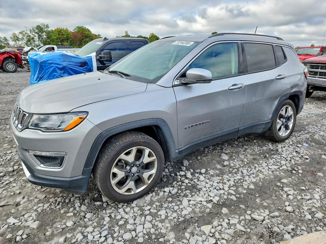 Vue de 2021 JEEP COMPASS LIMITED, angle 1
