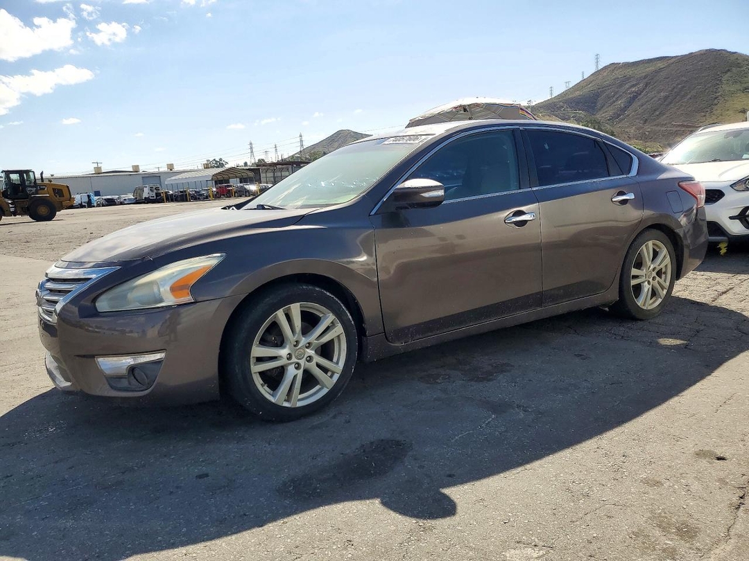 منظر 2013 NISSAN ALTIMA 3.5 S، زاوية 1