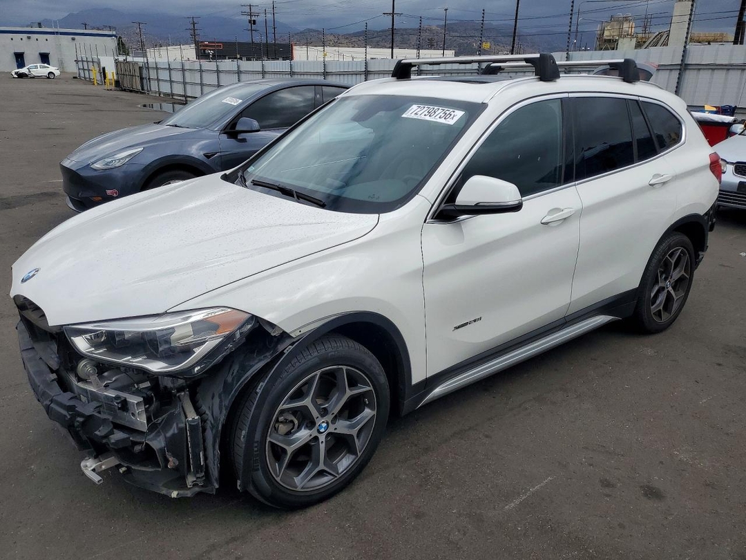 Вид 2016 BMW X1 XDRIVE28I, угол 1
