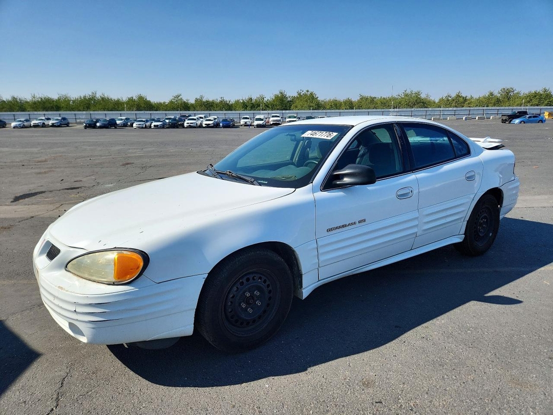 Вид 2001 PONTIAC GRAND AM SE, угол 1