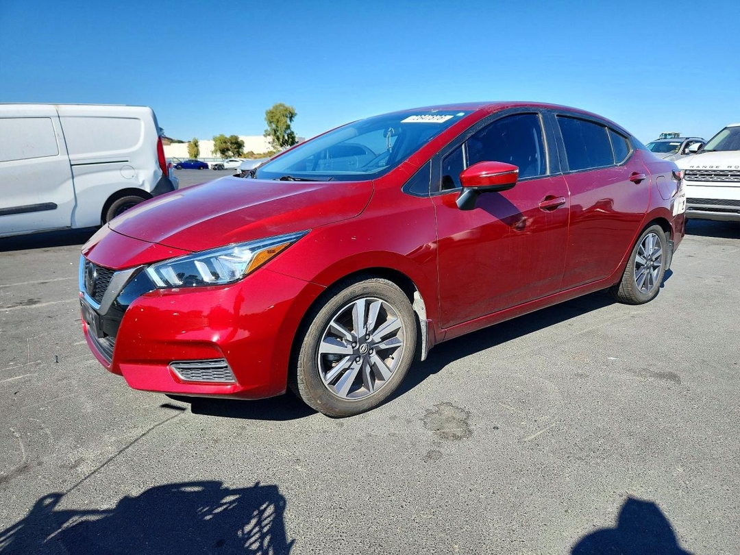 Vista de 2020 NISSAN VERSA SV, ángulo 1