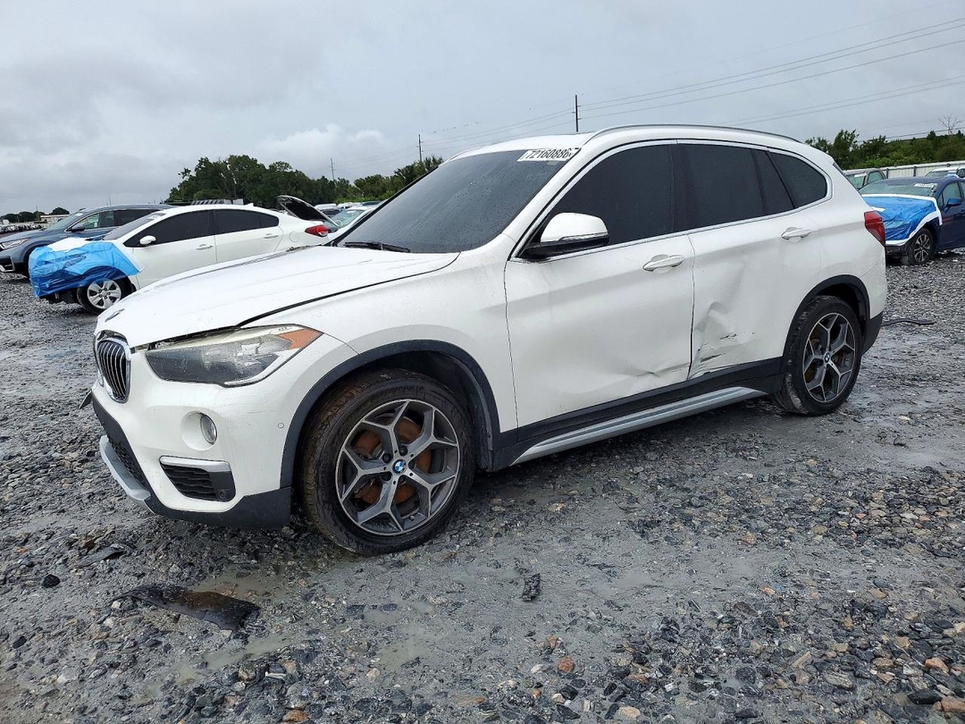منظر 2018 BMW X1 XDRIVE28I، زاوية 1