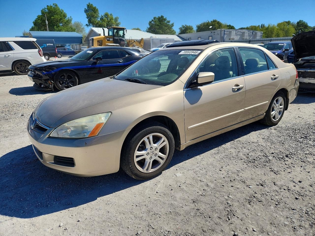 Vue de 2007 HONDA ACCORD EX, angle 1