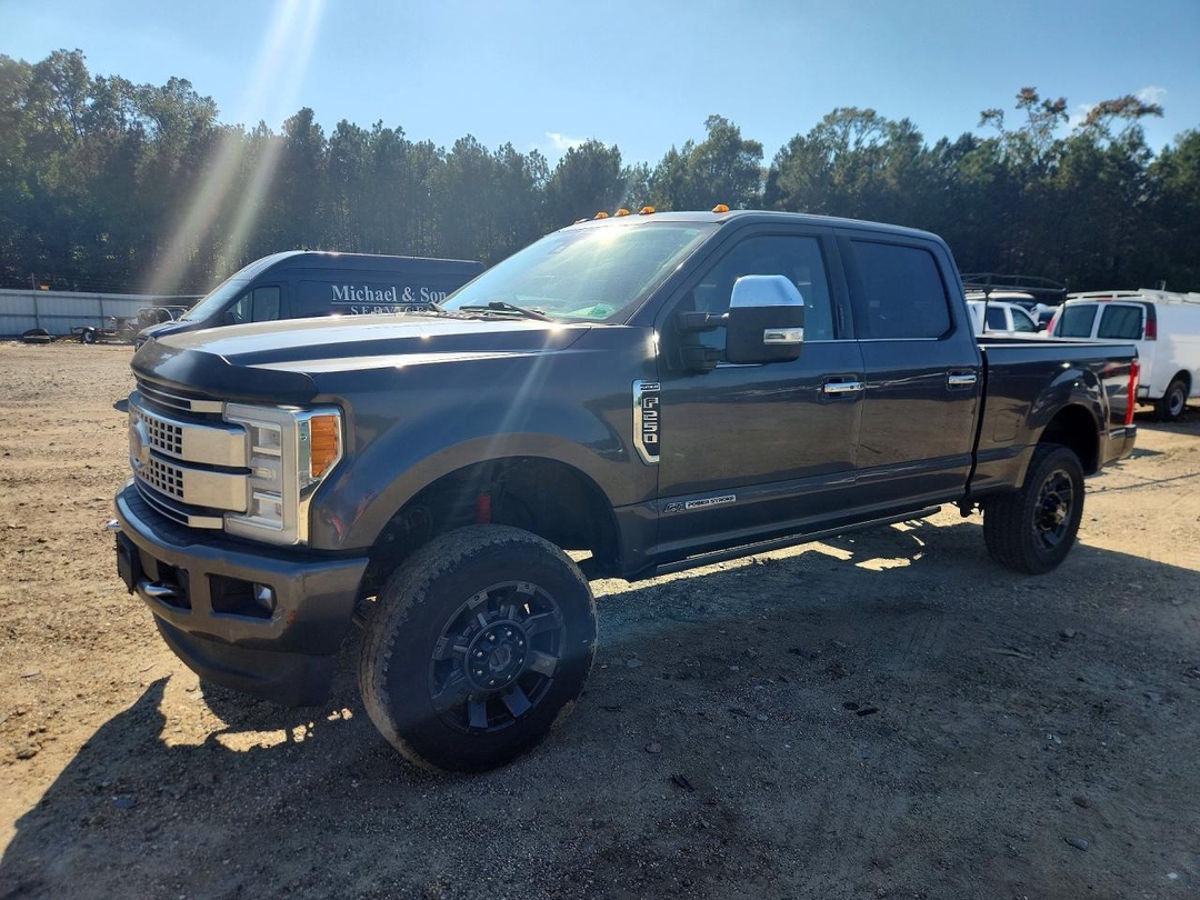 Vedere 2017 FORD F250 SUPER DUTY, unghi 1