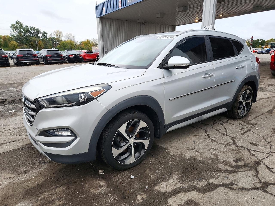 Вид 2017 HYUNDAI TUCSON LIMITED, угол 1