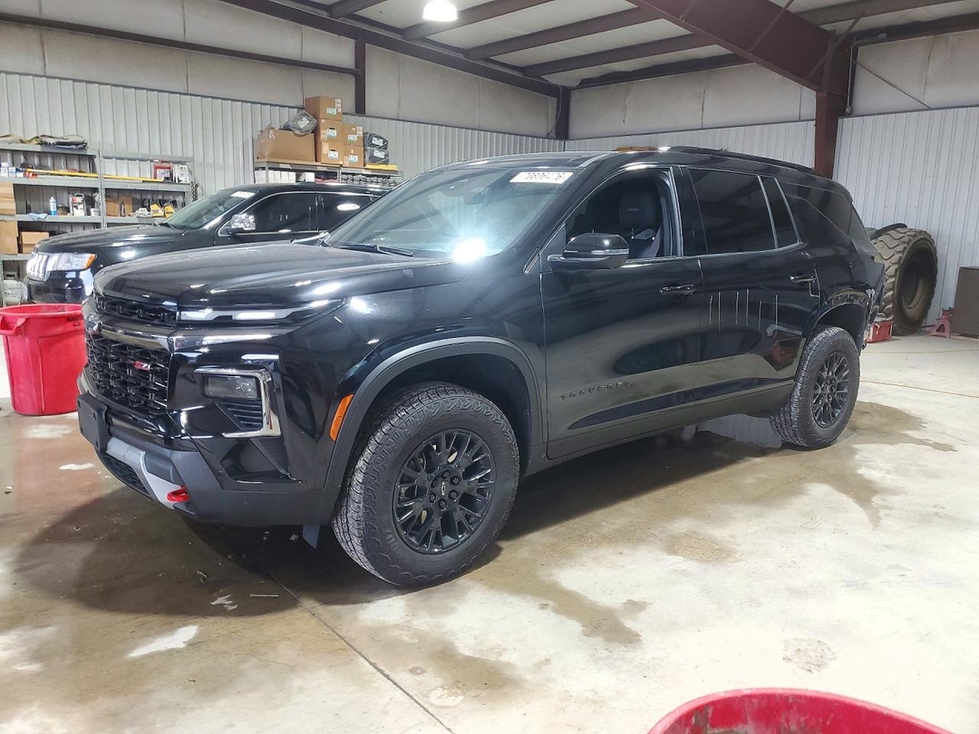 Вид 2025 CHEVROLET TRAVERSE Z71, угол 1