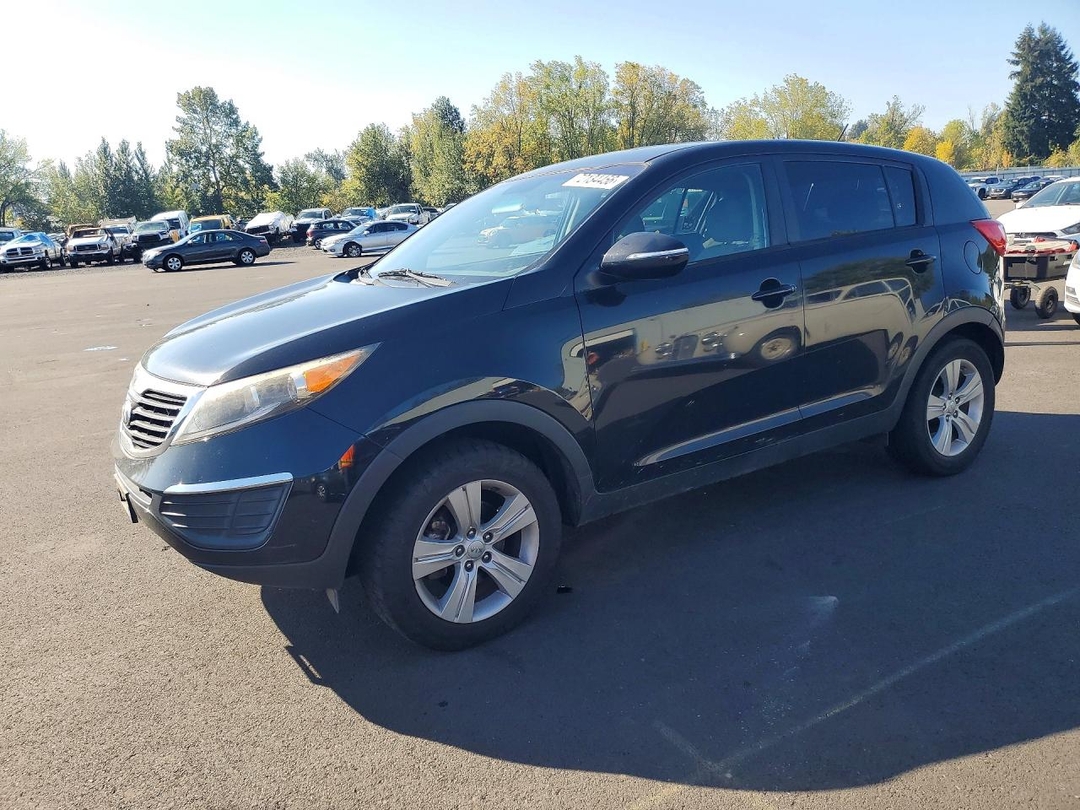 Вид 2013 KIA SPORTAGE LX, угол 1