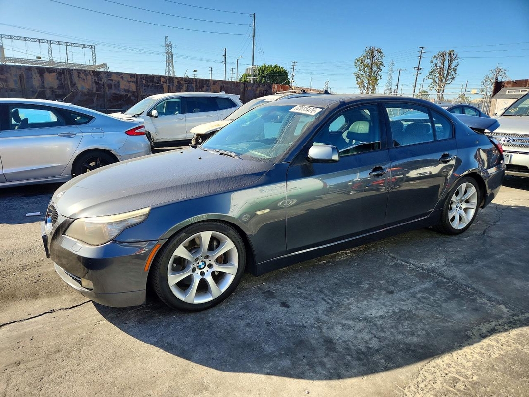 Vista de 2010 BMW 535 I, ángulo 1