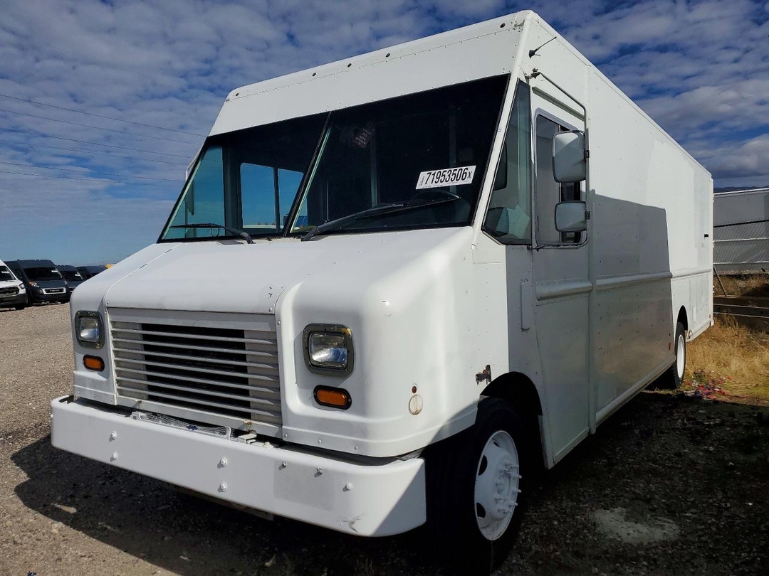 Вид 2013 FORD F59 DELIVERY TRUCK, угол 1