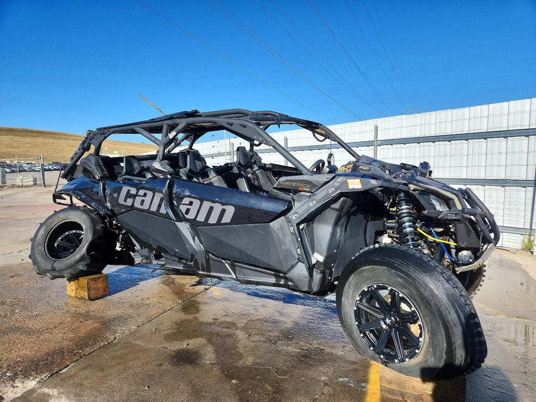 Вид 2021 CAN-AM MAVERICK X3 UTILITY VEHICLE, угол 1