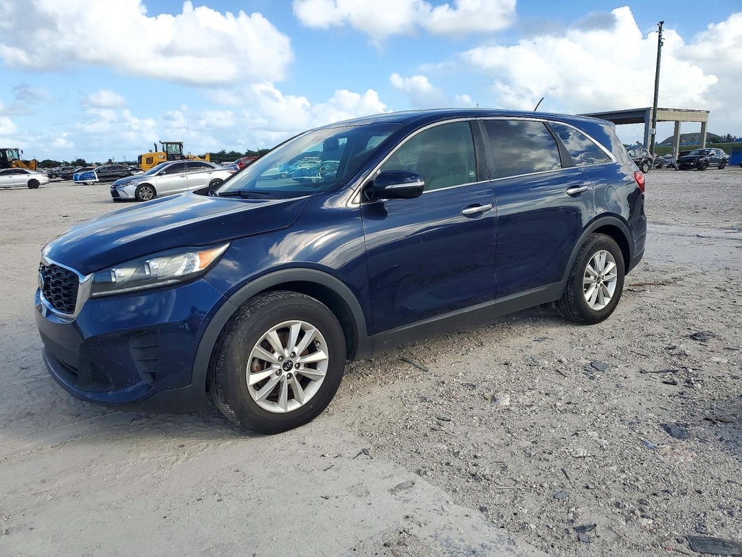 Вид 2019 KIA SORENTO LX, угол 1