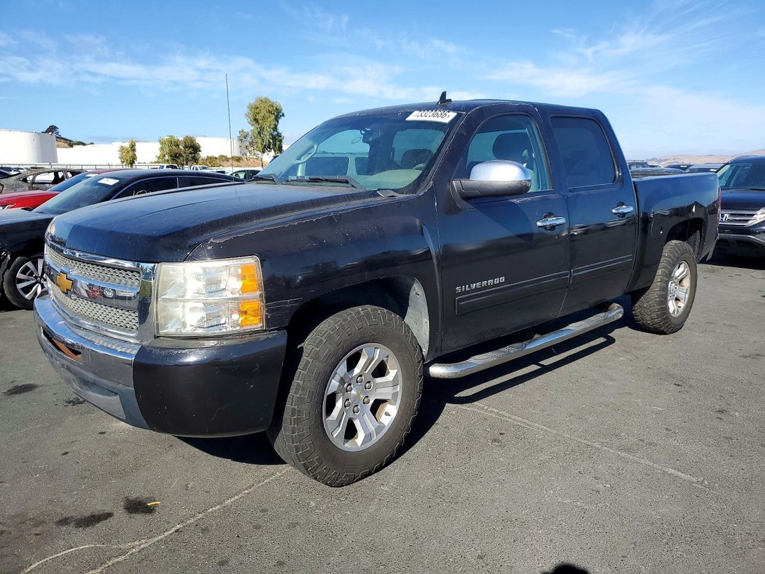 Вид 2012 CHEVROLET SILVERADO C1500 LT, угол 1