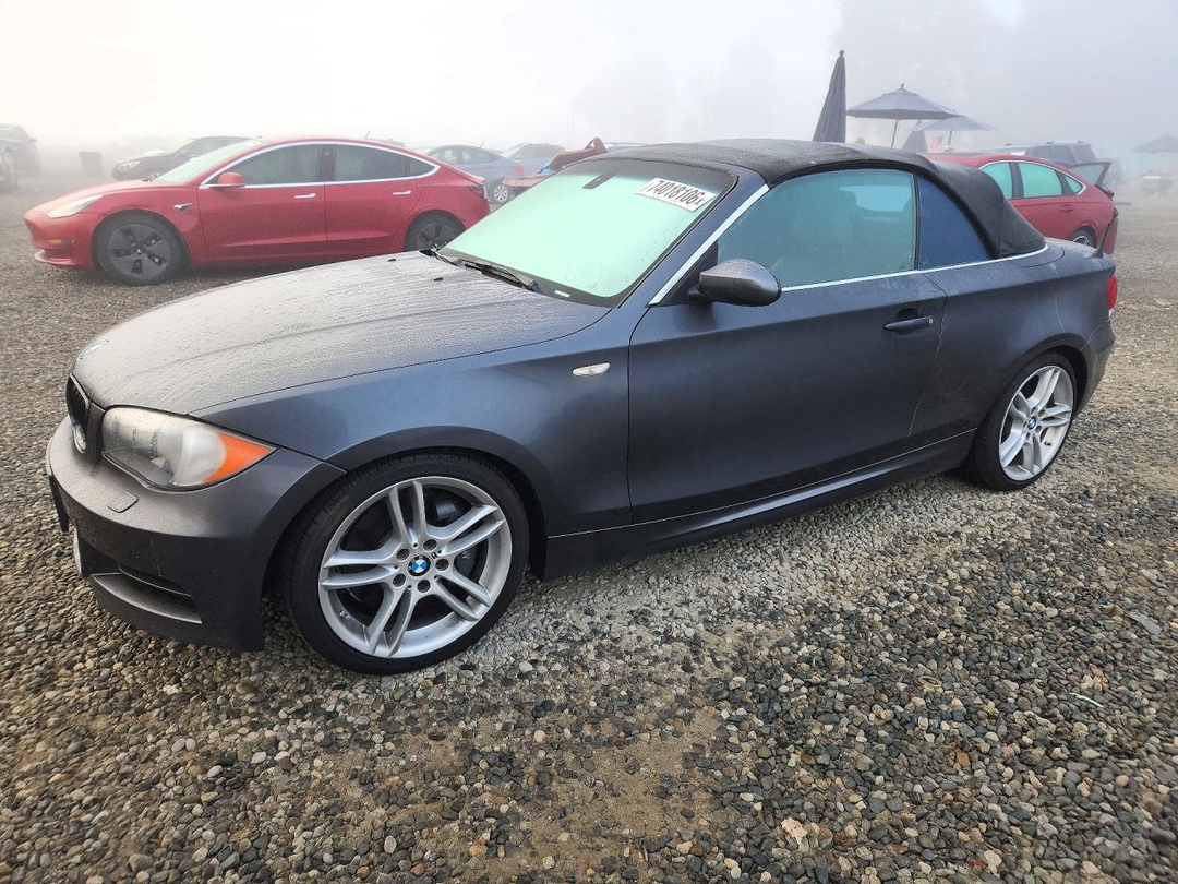 Vue de 2008 BMW 135 I, angle 1