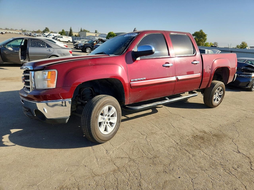 Vue de 2013 GMC SIERRA C1500 SLE, angle 1