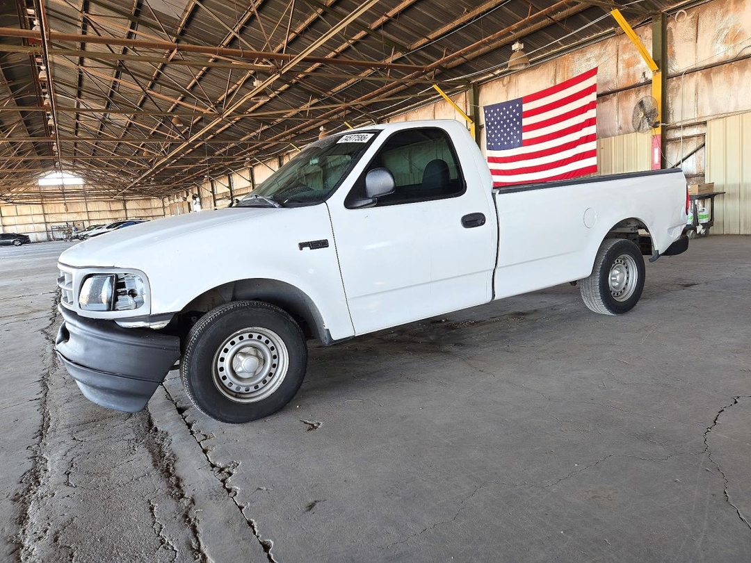منظر 1997 FORD F150، زاوية 1