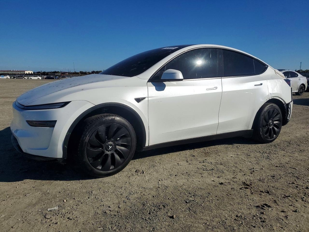 Vista de 2026 TESLA MODEL Y, ángulo 1