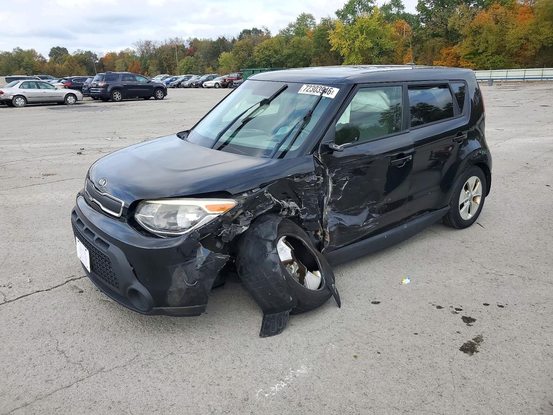Vue de 2014 KIA SOUL BASE, angle 1