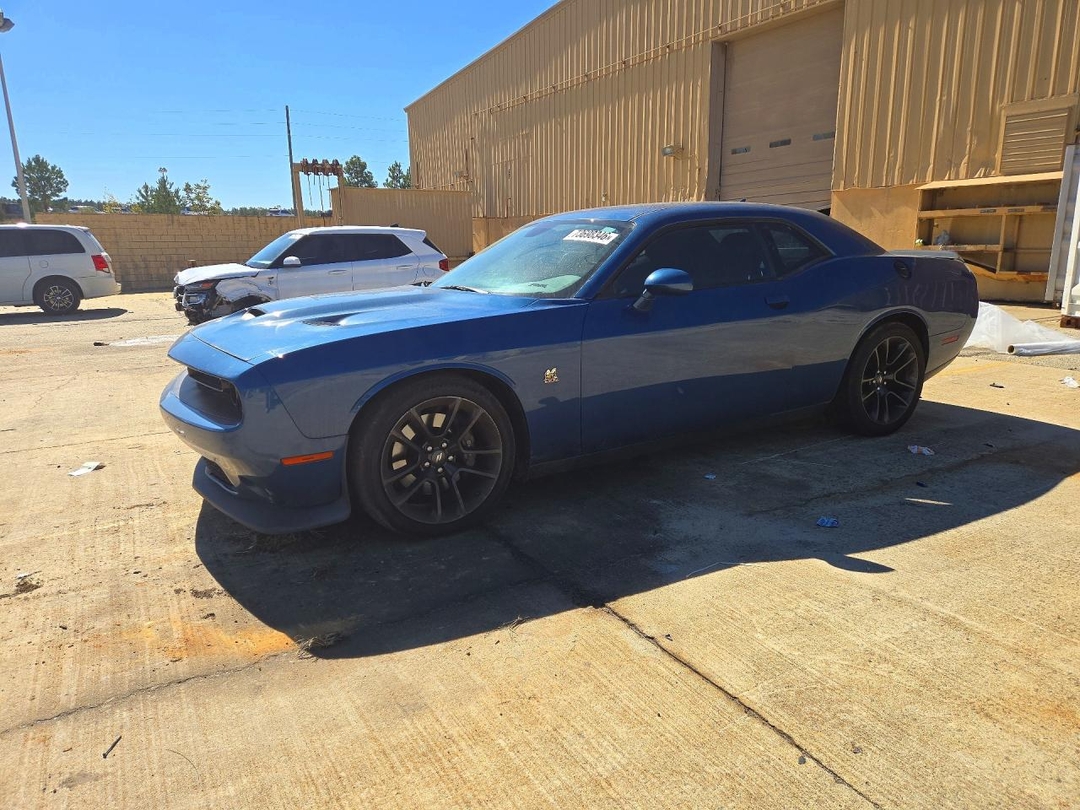 منظر 2021 DODGE CHALLENGER R/T SCAT PACK، زاوية 1