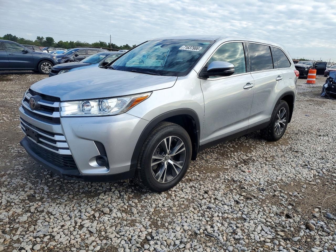 Vedere 2019 TOYOTA HIGHLANDER LE, unghi 1