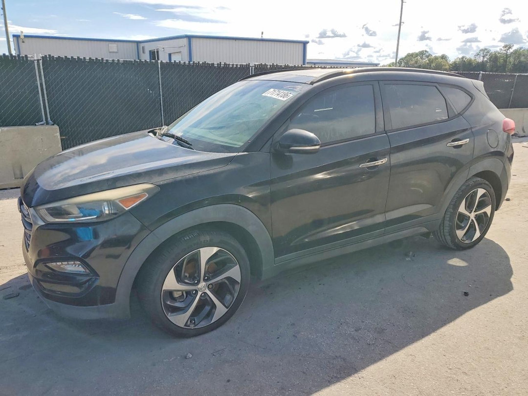 Vue de 2016 HYUNDAI TUCSON LIMITED, angle 1