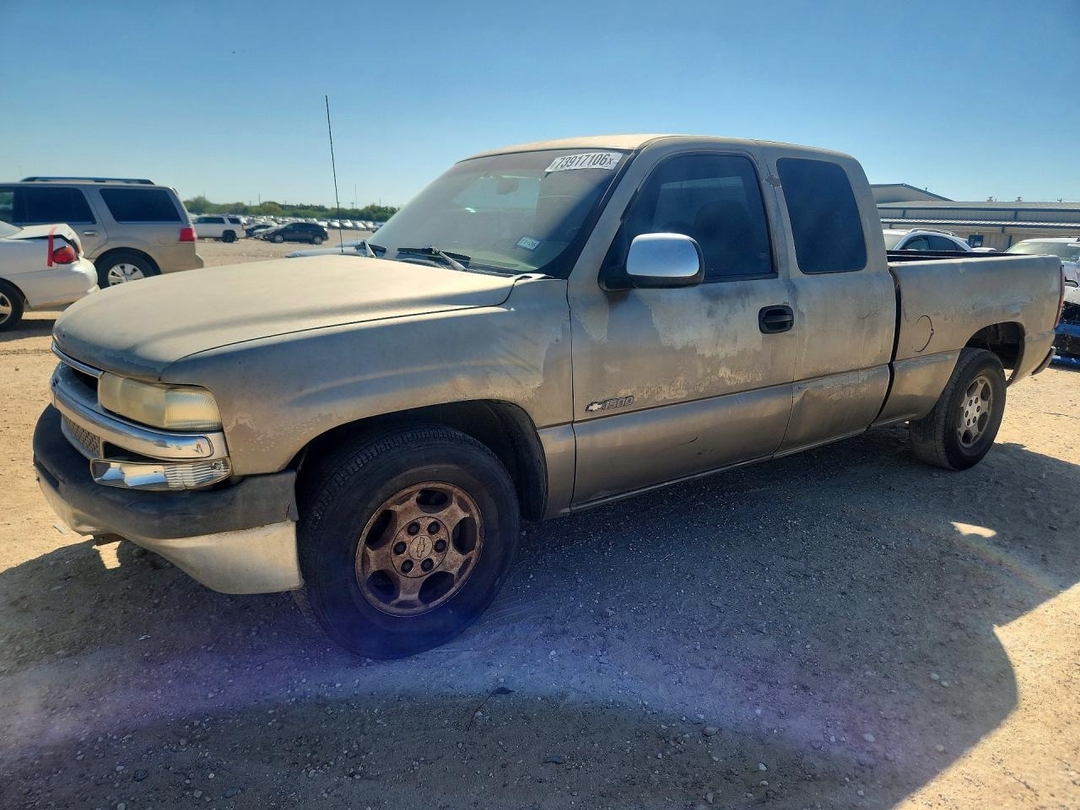 منظر 2000 CHEVROLET SILVERADO C1500، زاوية 1