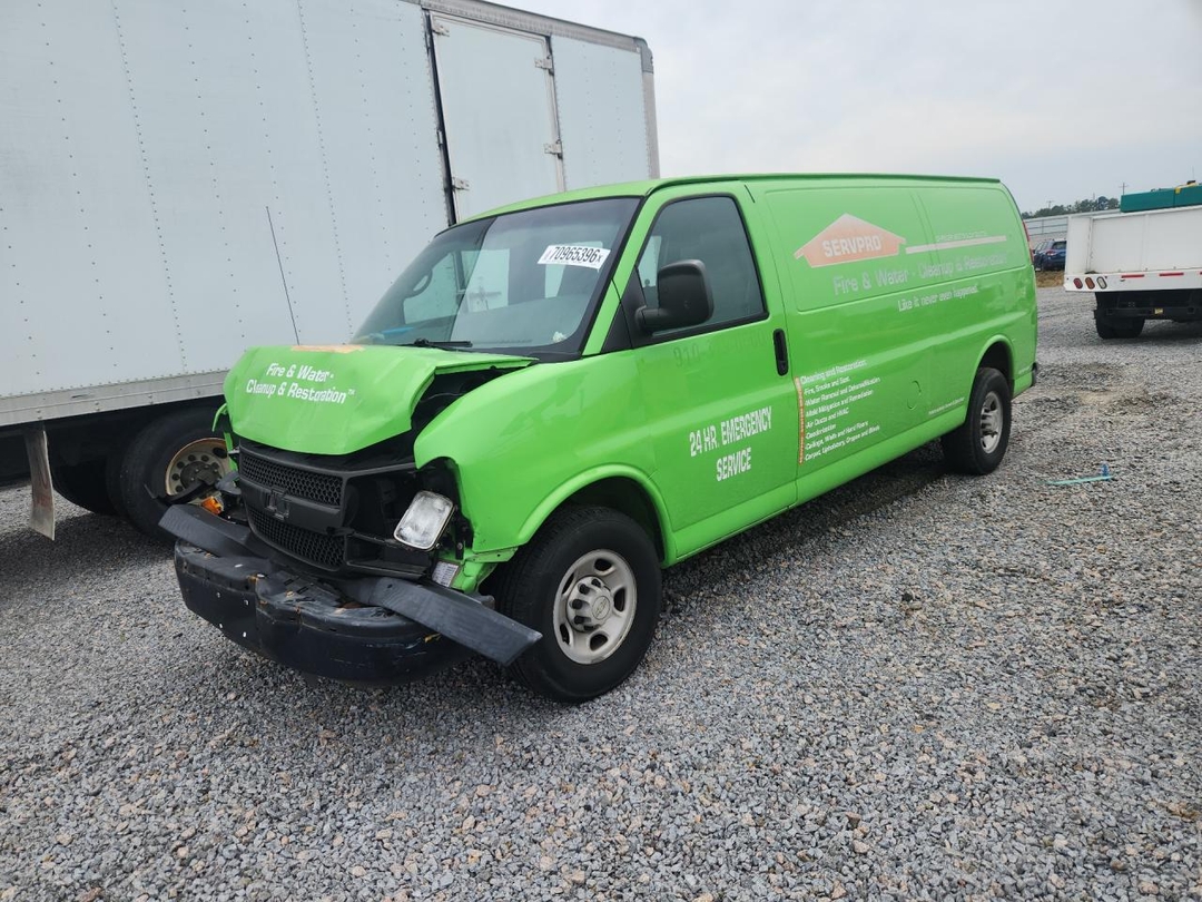 منظر 2008 CHEVROLET EXPRESS G3500، زاوية 1
