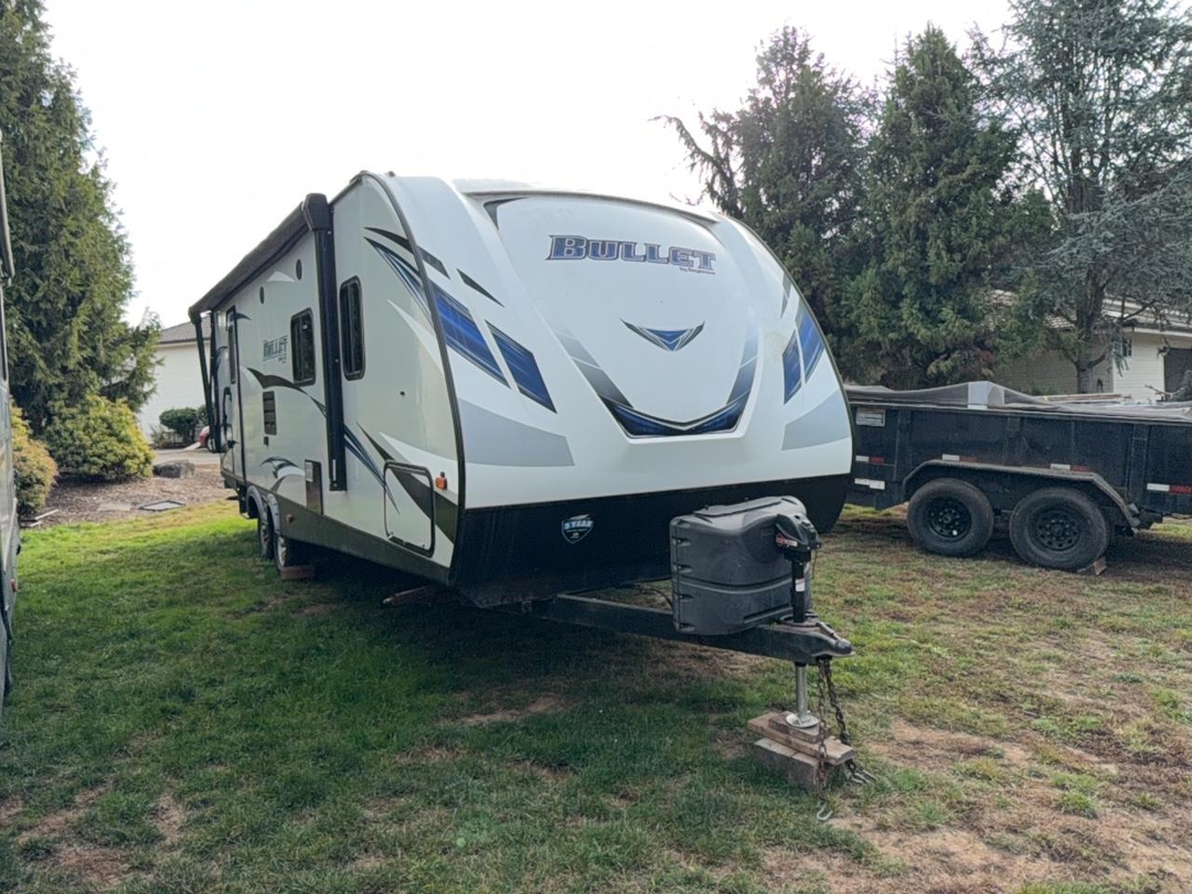 منظر 2019 KEYSTONE Bullet Ultra Lite 261RBSWE RV، زاوية 1
