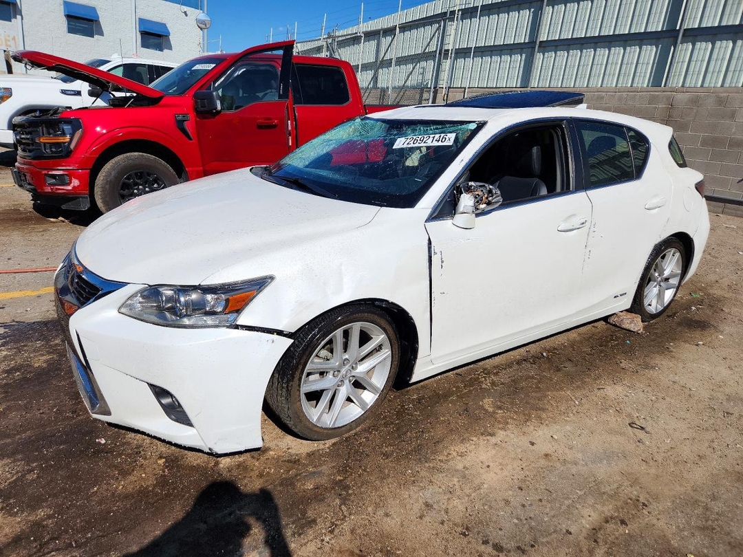 Vista de 2016 LEXUS CT 200, ángulo 1