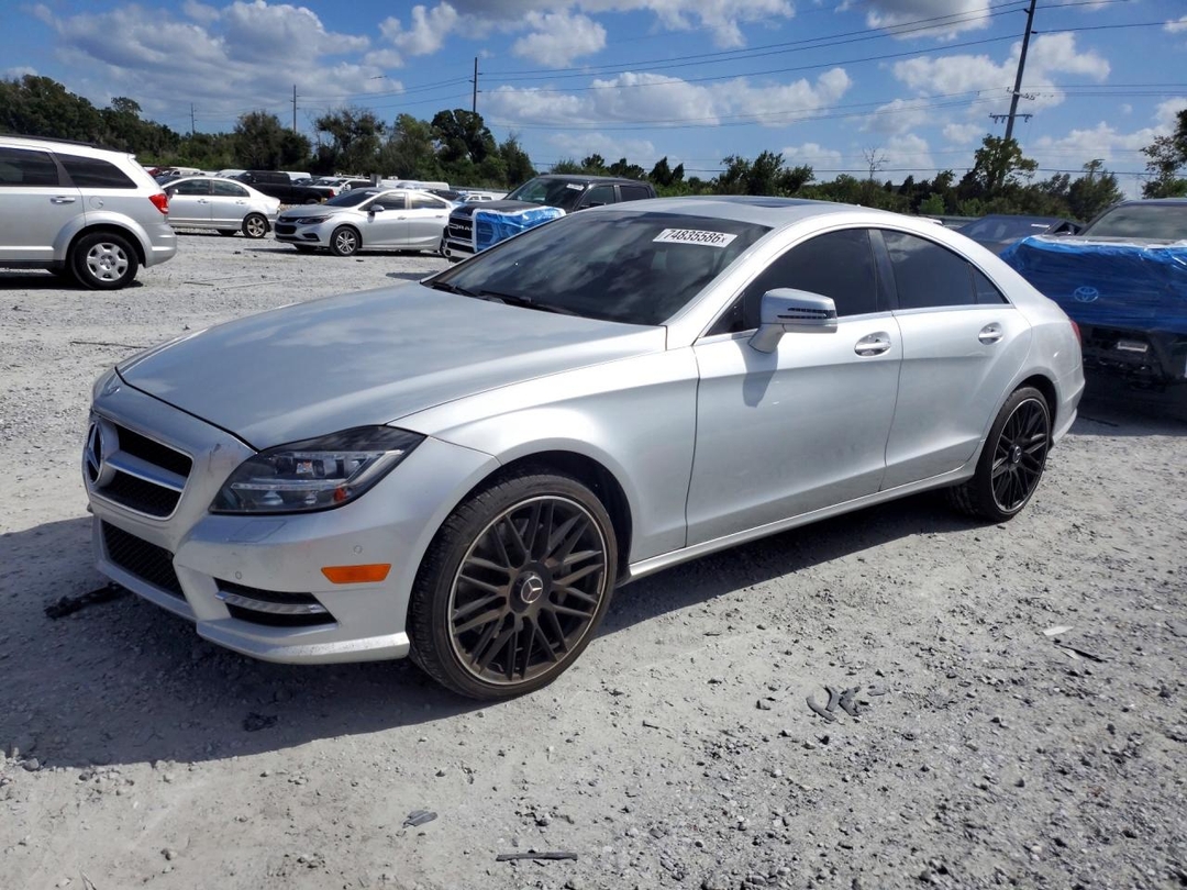 Vista de 2014 MERCEDES-BENZ CLS 550 4MATIC, ángulo 1