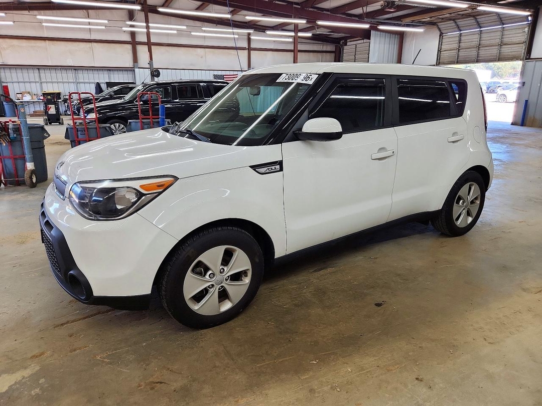 منظر 2016 KIA SOUL BASE، زاوية 1