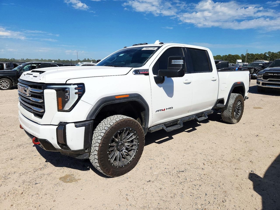 منظر 2024 GMC SIERRA K2500 AT4، زاوية 1