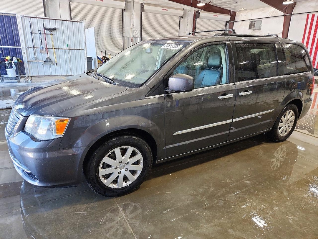 Vista de 2016 CHRYSLER TOWN & COUNTRY TOURING, ángulo 1