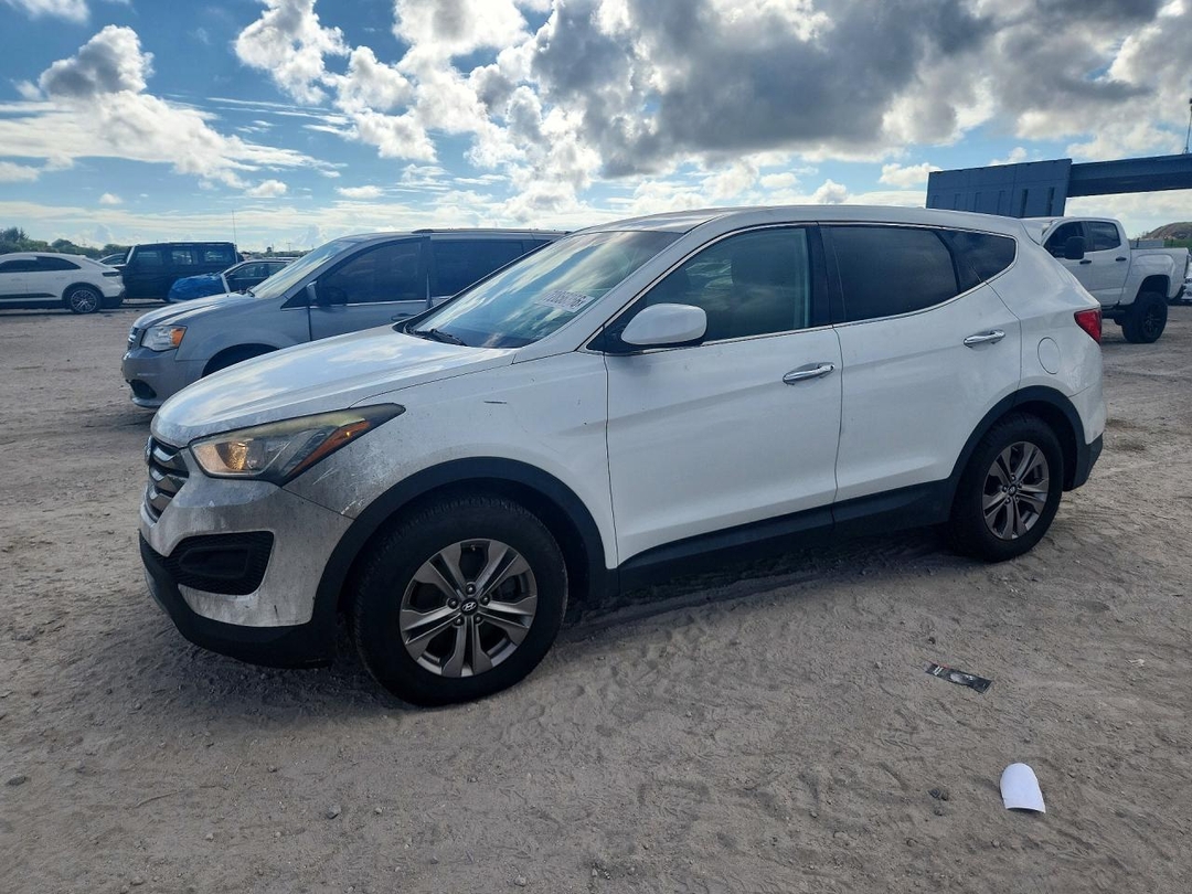 Vue de 2016 HYUNDAI SANTA FE SPORT 2.4L, angle 1