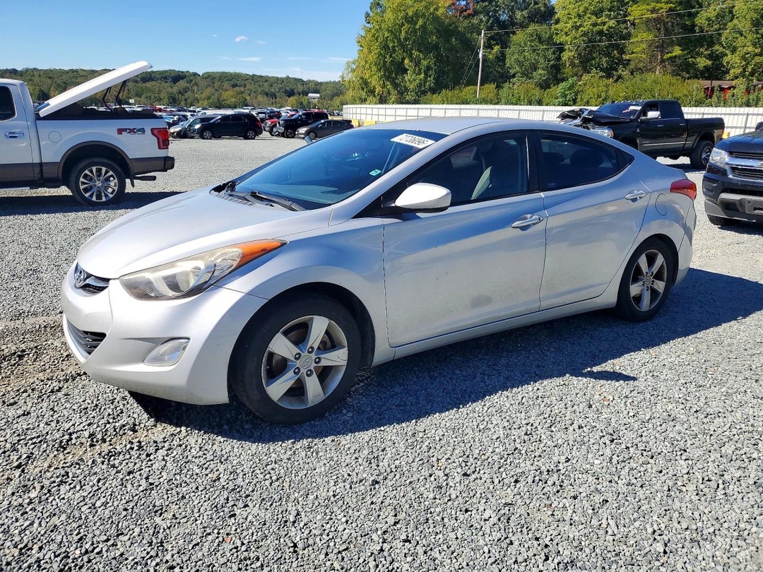 Vista de 2012 HYUNDAI ELANTRA GLS, ángulo 1
