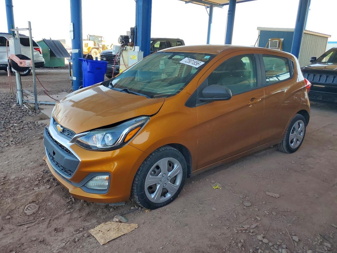 Vue de 2020 CHEVROLET SPARK LS, angle 1