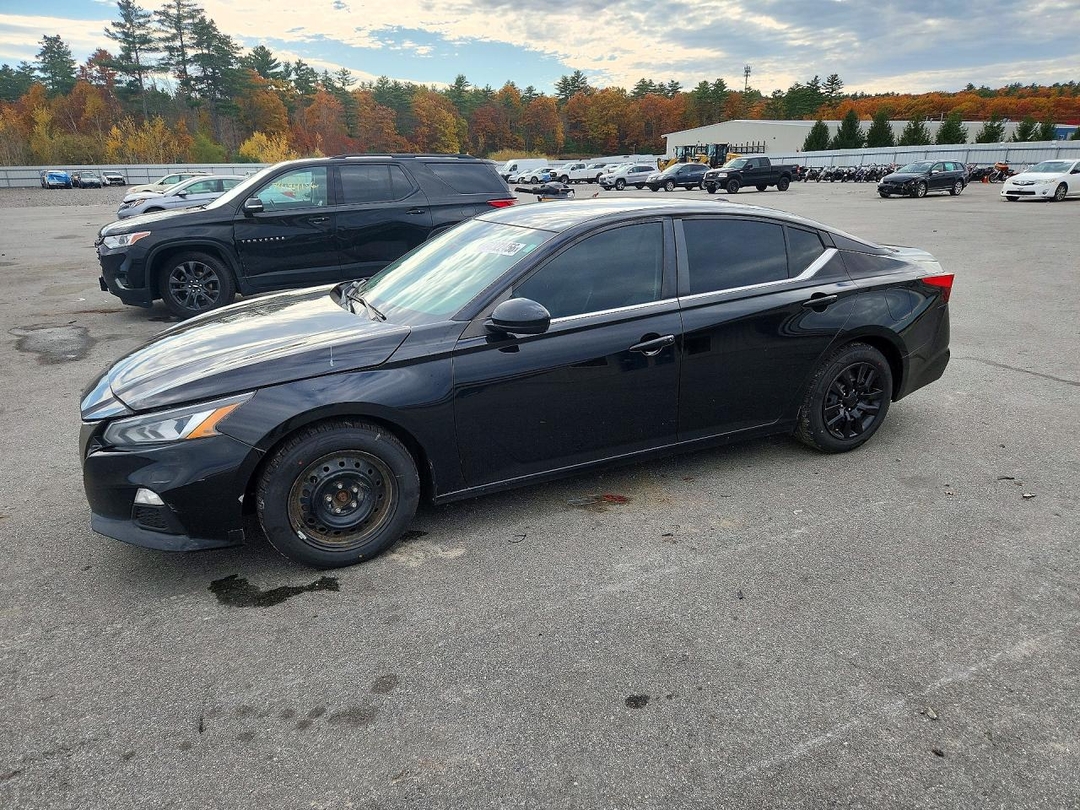 منظر 2019 NISSAN ALTIMA SR، زاوية 1