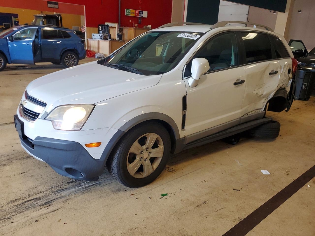 Vista de 2014 CHEVROLET CAPTIVA LS, ángulo 1