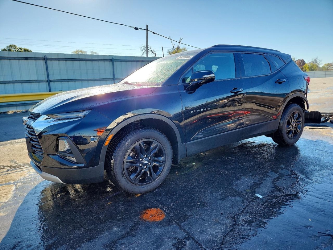 Vista de 2021 CHEVROLET BLAZER 2LT, ángulo 1