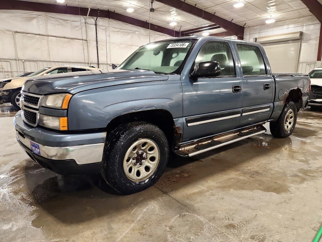 منظر 2006 CHEVROLET SILVERADO K1500، زاوية 1