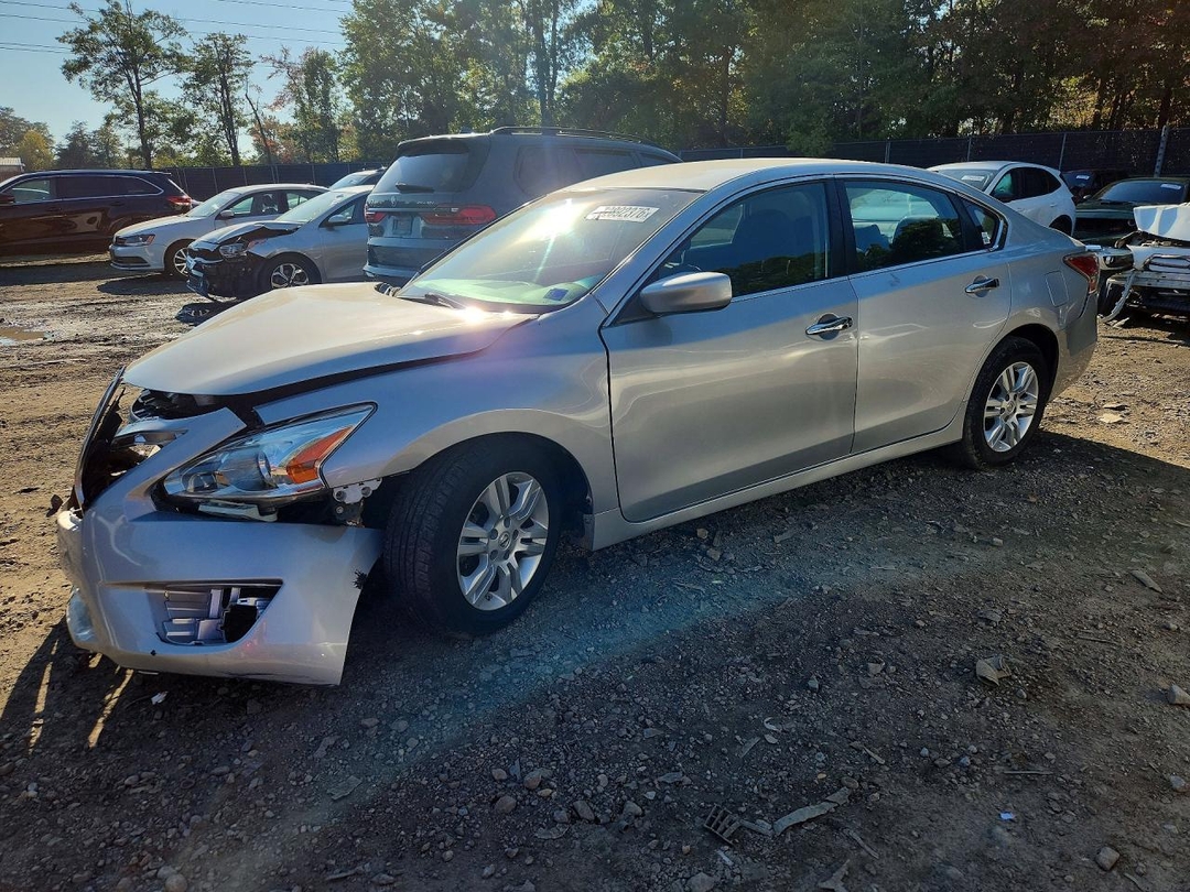 Вид 2015 NISSAN ALTIMA 2.5 S, угол 1