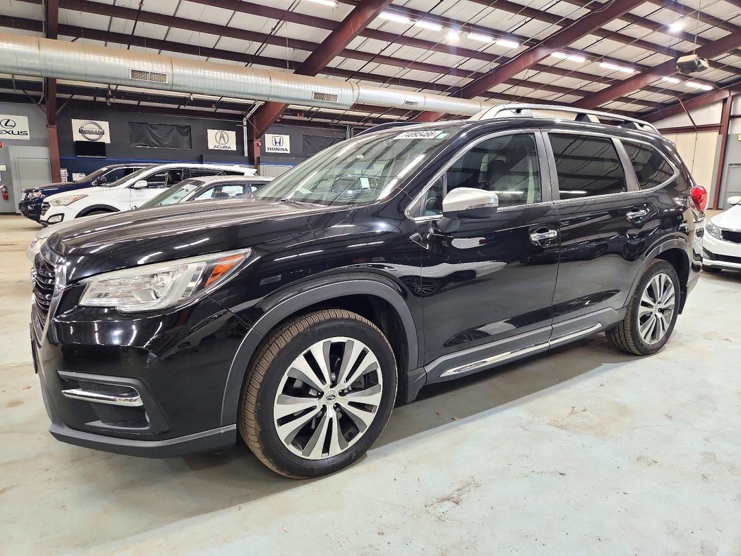 Vue de 2019 SUBARU ASCENT TOURING, angle 1
