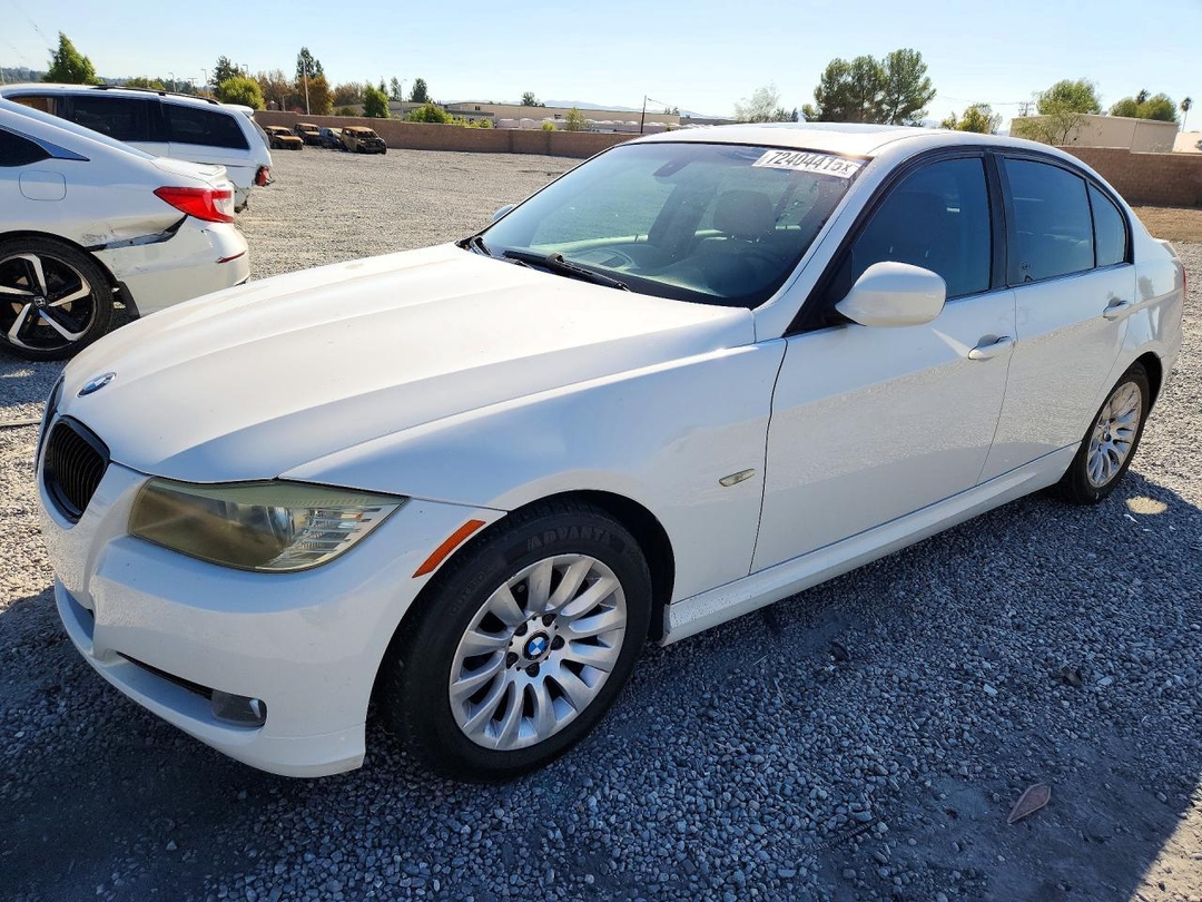 منظر 2009 BMW 328 I SULEV، زاوية 1