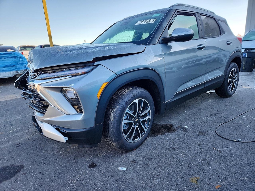 منظر 2026 CHEVROLET TRAILBLAZER LT، زاوية 1