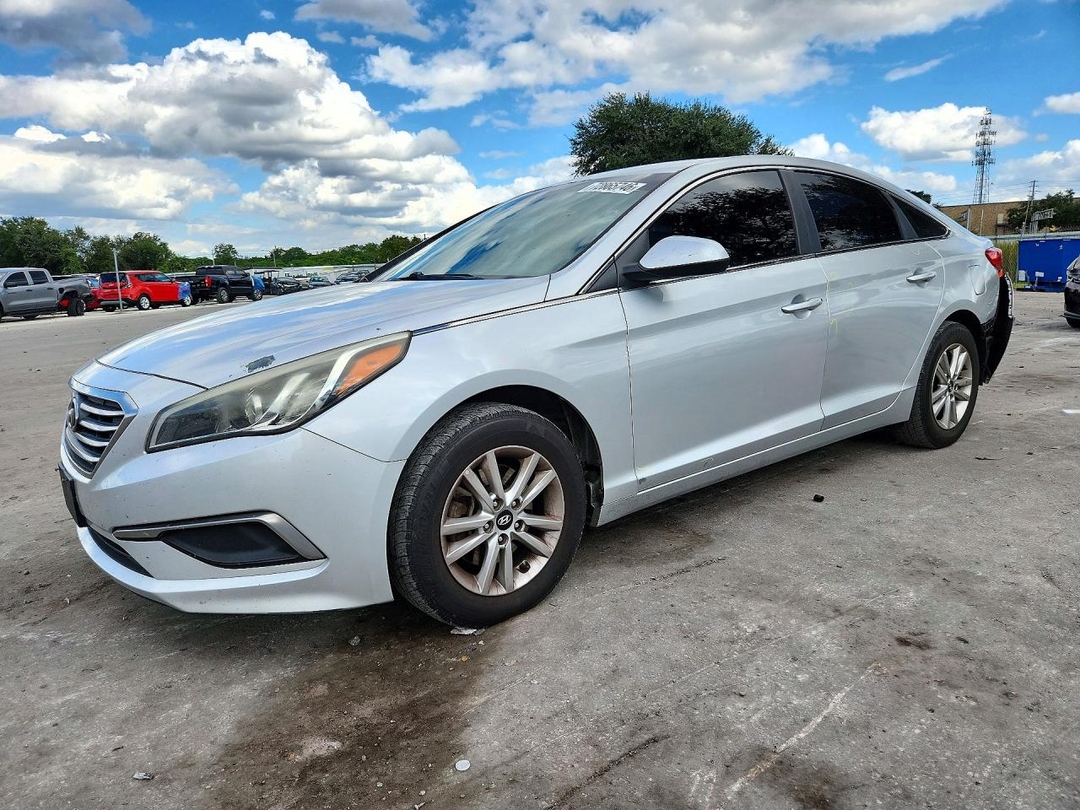 منظر 2017 HYUNDAI SONATA SE، زاوية 1
